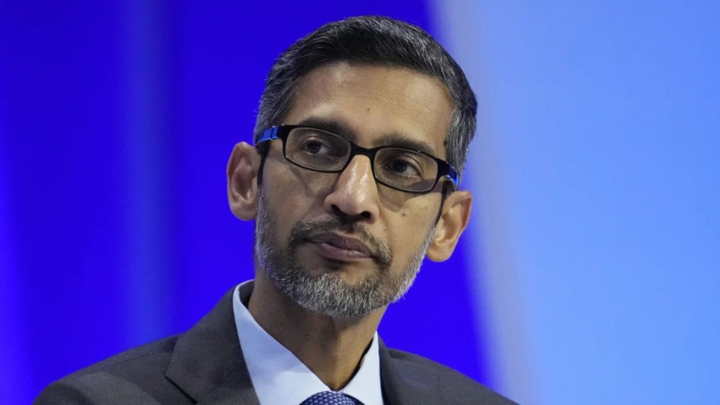 Alphabet elogia a DeepSeek, pero dispara su inversión en IA 💰🤖