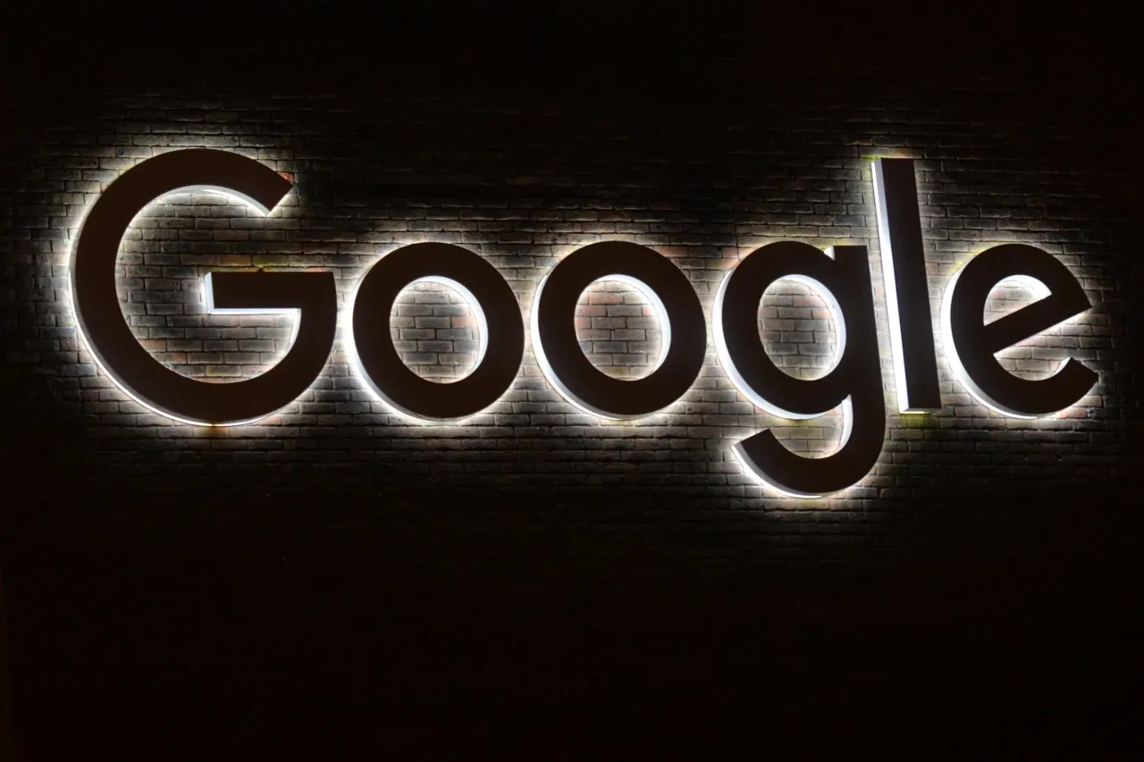Google lanza modelos de IA ‘abiertos’ para descubrir nuevos fármacos