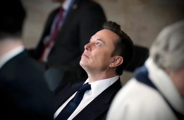 El “Elon Musk Act” busca prohibir conflictos de interés en contratos federales